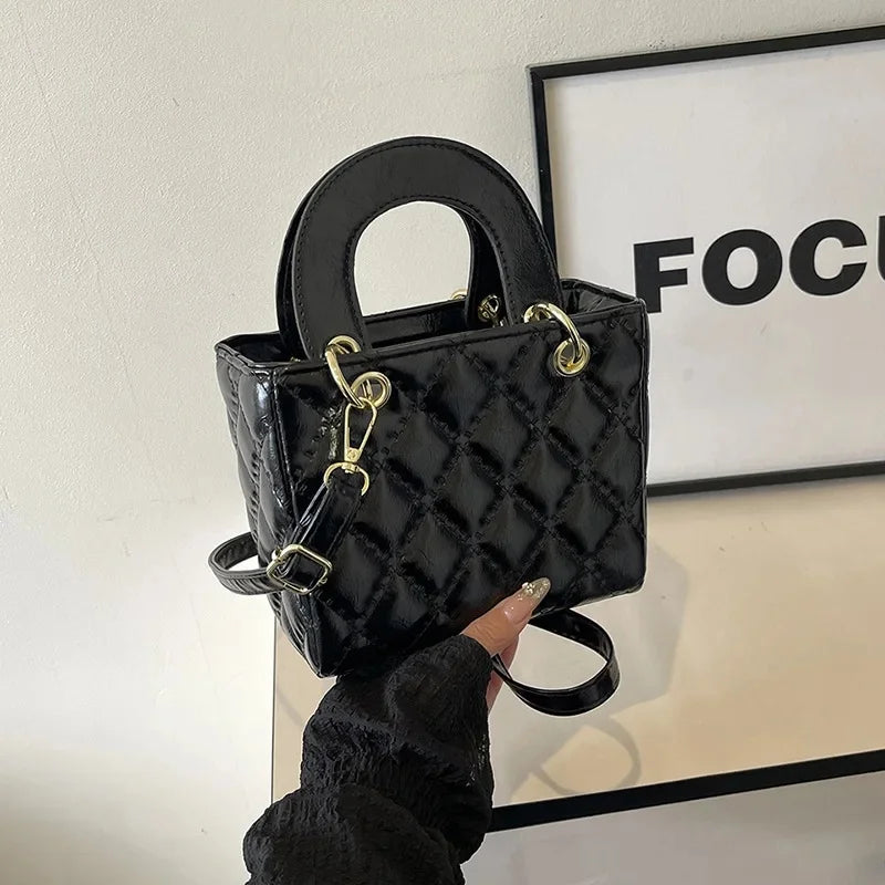 Mini Sac Matelassé Élégant – Blanc Classy