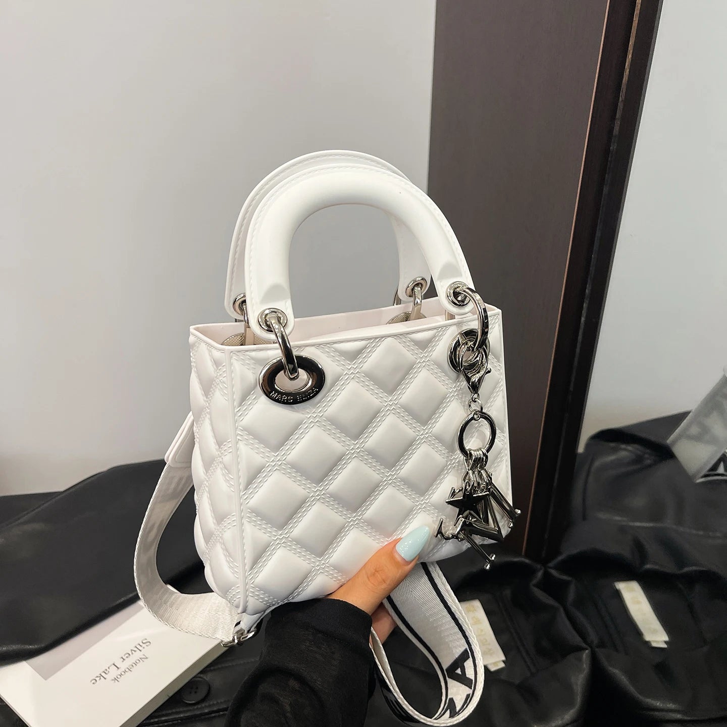 Mini Sac Matelassé Chic – Avec Bandoulière LargeSi