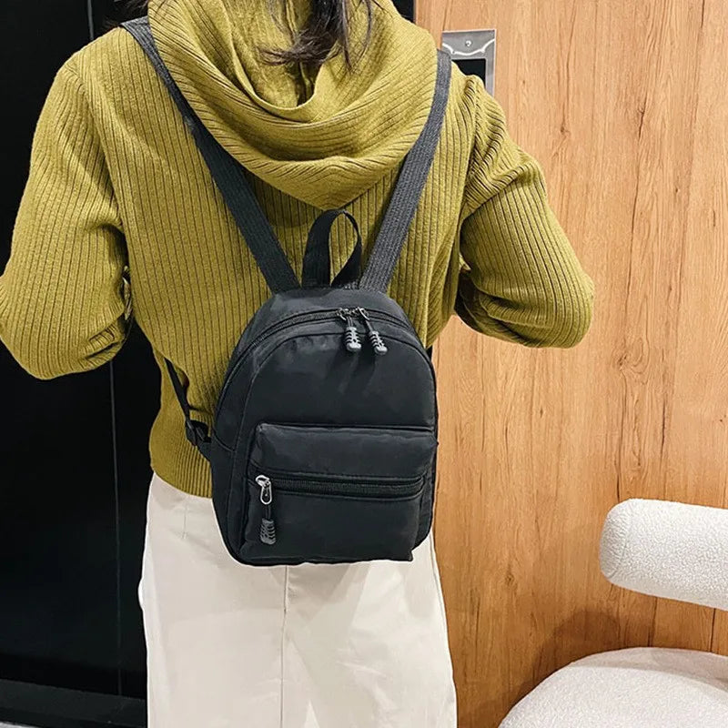 Sac à Dos Minimaliste Unisexe – Style Casual & Chic