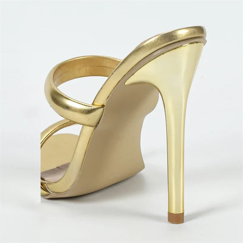 Sandales à Talons Dorées – Élégance & Glamour