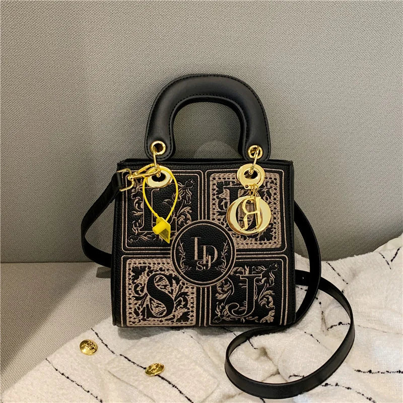 Sac “Arm-Candy” Premium 2025 – Élégant, Chic & Polyvalent